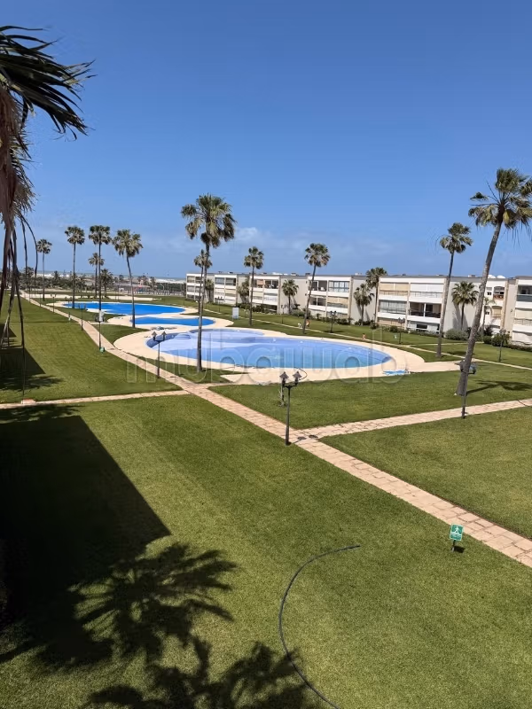 Bonito piso en venta. 3 habitaciones. Bien decorado
