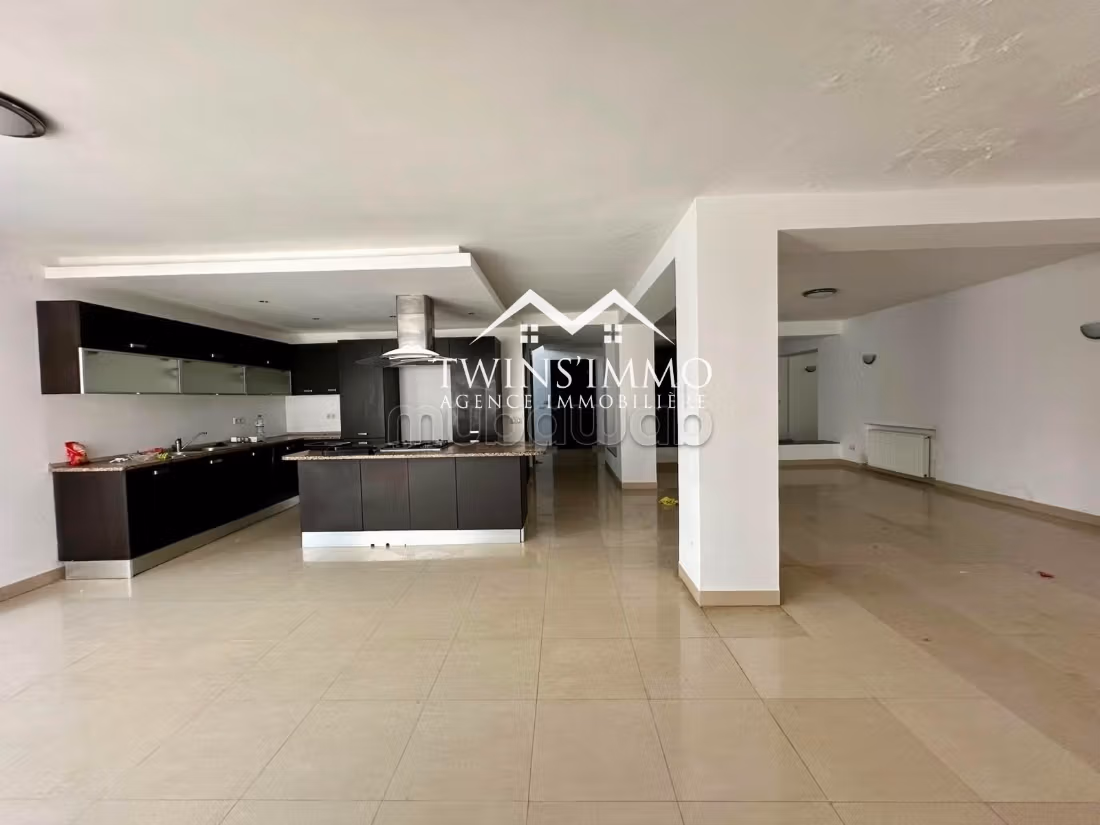 Villa S5 avec piscine à Gammarth Touristique