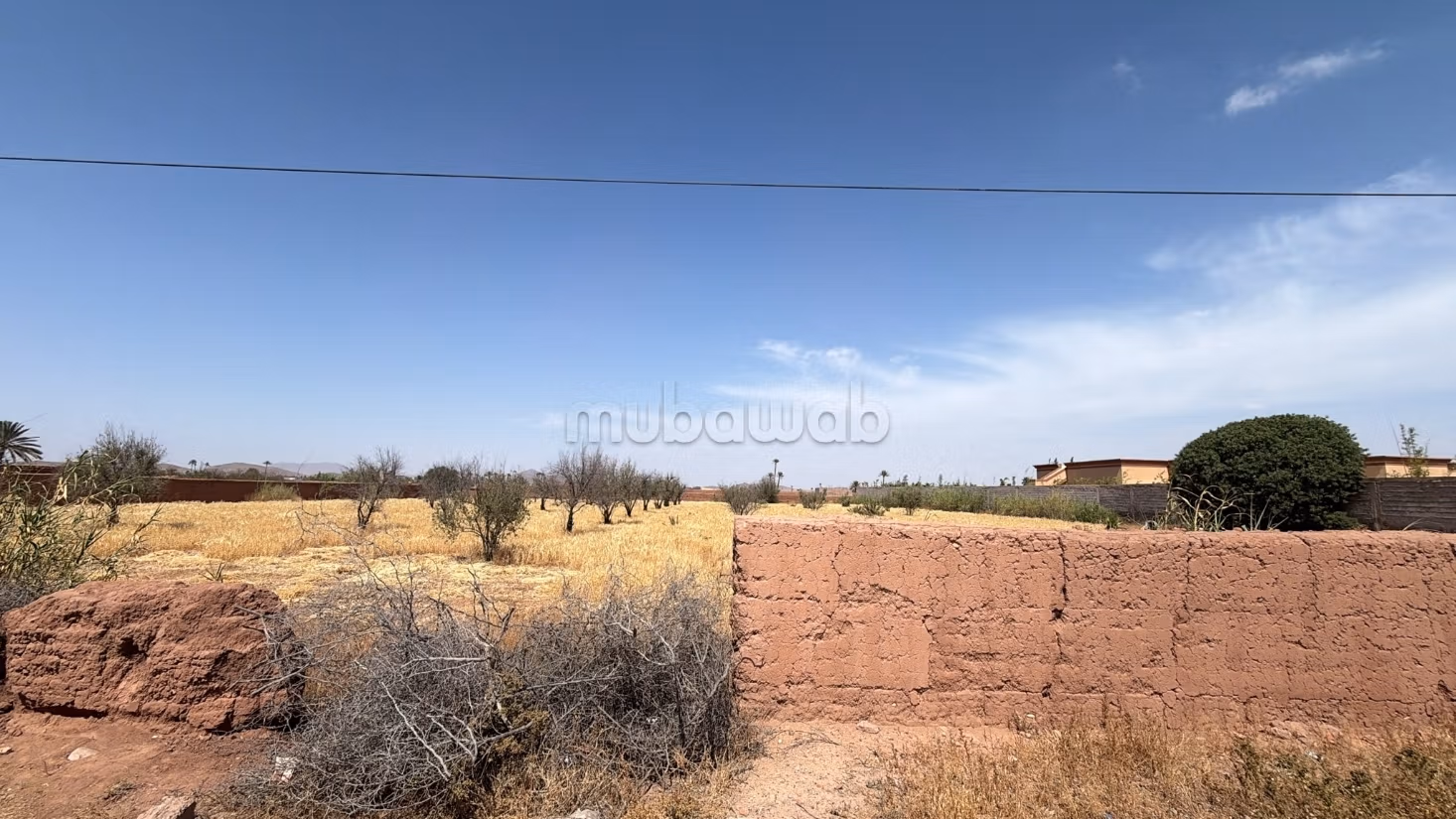 Perceel van 7000 m² getiteld op 20 km van Marrakech