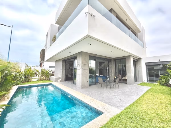 Elegante Villa de Arquitecto 4 ch idealmente situada