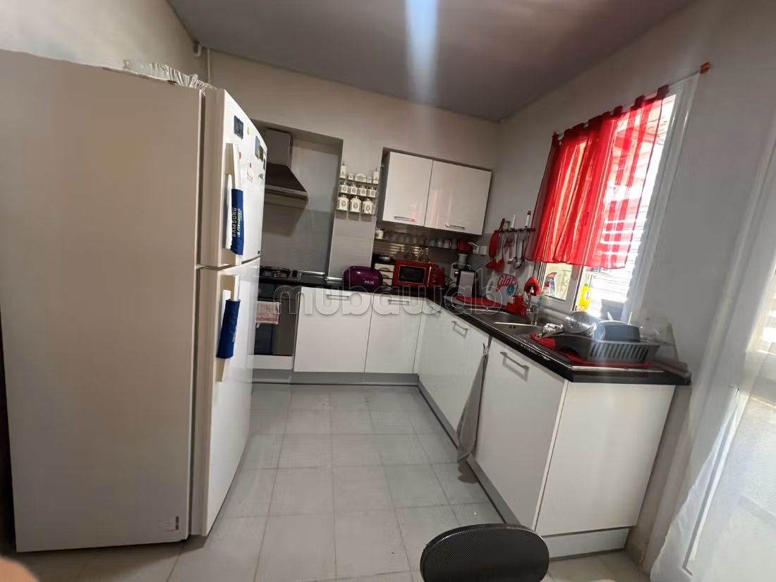 In vendita un Appartamento S2 a Cité Ghazela
