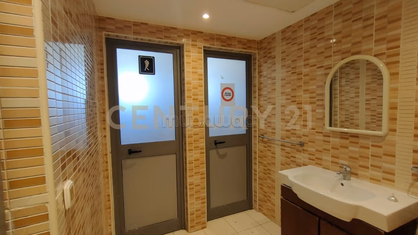 IN AFFITTO Un edificio R2 di 600m²