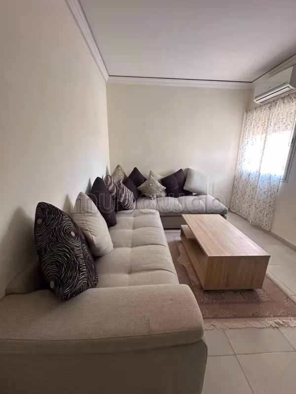 Mooi gemeubeld T3-appartement te huur in Dyour Morjan