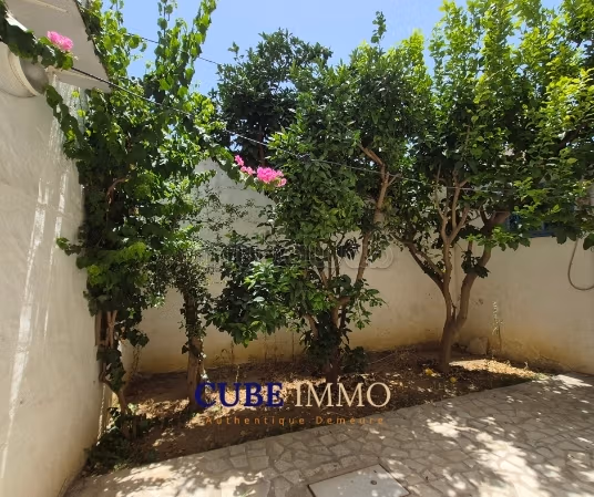 Rez de chaussée indépendant au charme tunisien