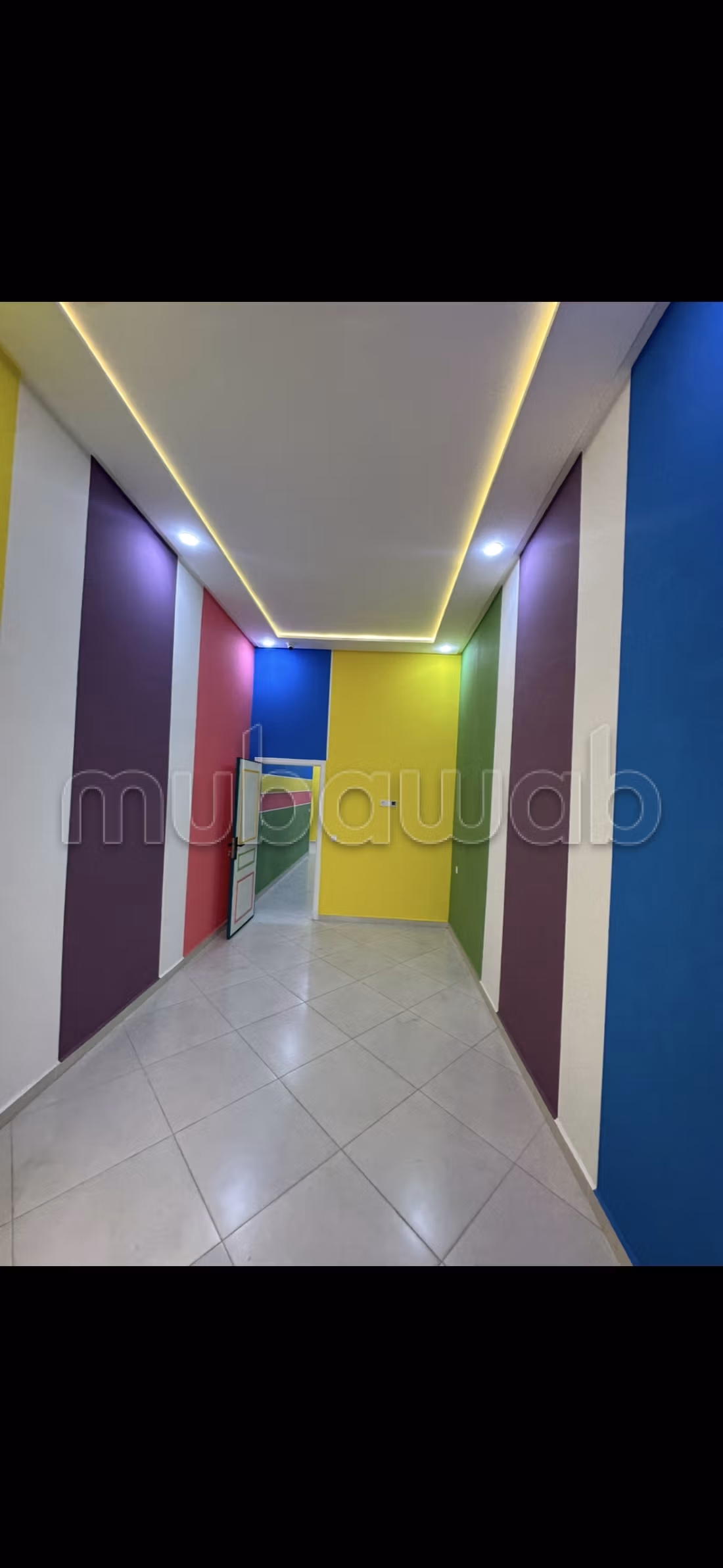 Guardería comercial en venta al lado del estadio IBN BATTOUTA Superficie total 236 m². Puerta blindada, seguridad