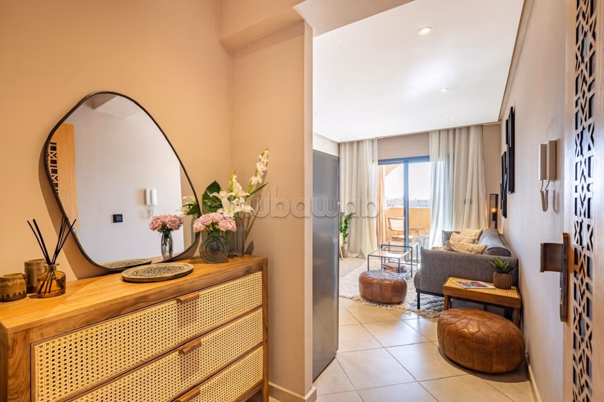 Superbe studio meublé à louer à Guéliz. 
1 belle chambre — 2