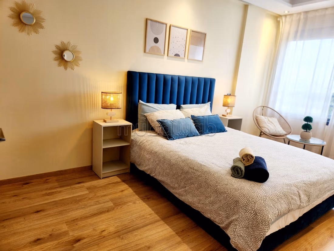 Gestoffeerde studio te huur