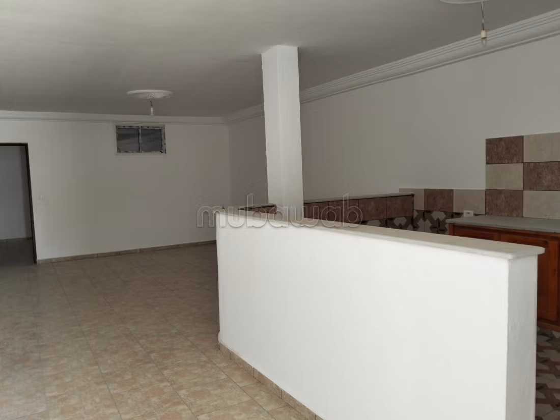 Office / professional apartment for rent