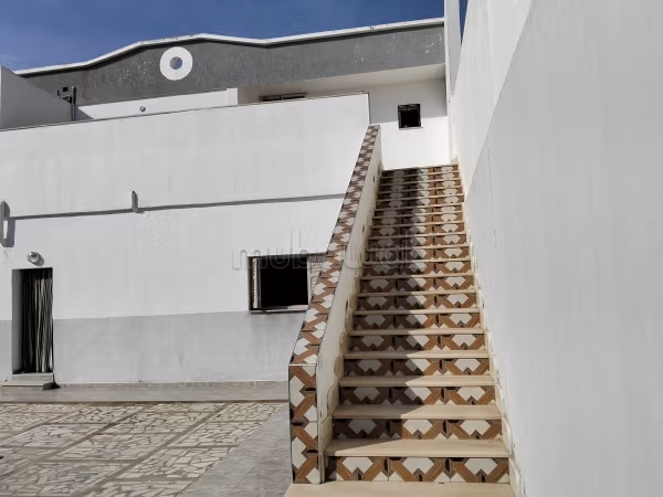 Office / professional apartment for rent