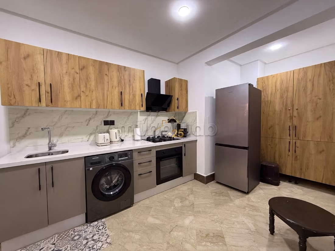 Bel Appartement Avec Terrasse À Guéliz — 3