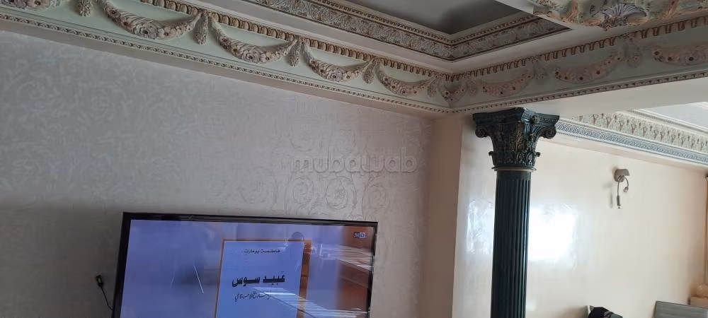 Appartement au 3éme étage, superficie de 140m²