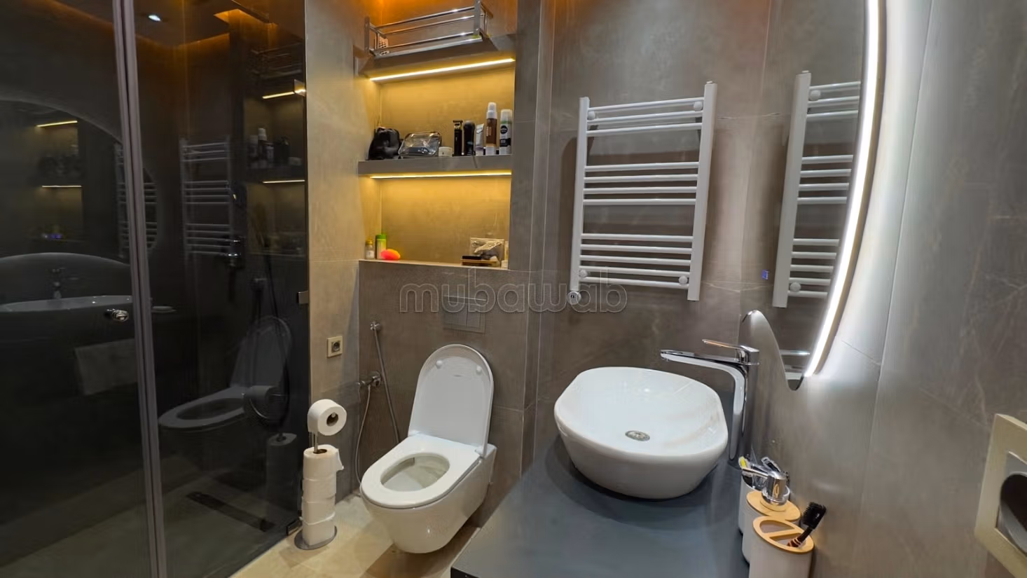 Vend appartement à Plateau Al Batha.
3 grandes pièces — 3