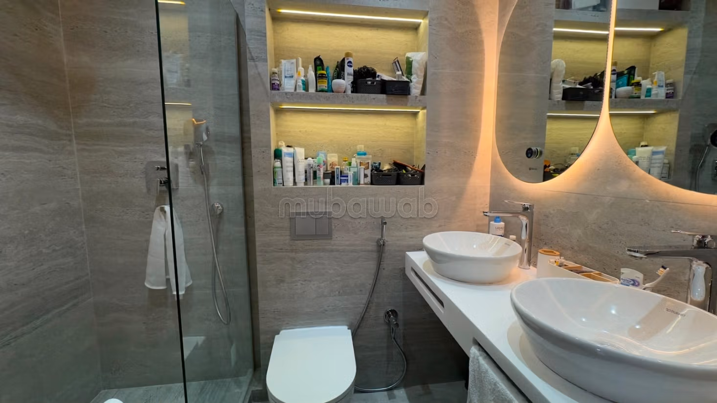 Vend appartement à Plateau Al Batha.
3 grandes pièces — 4