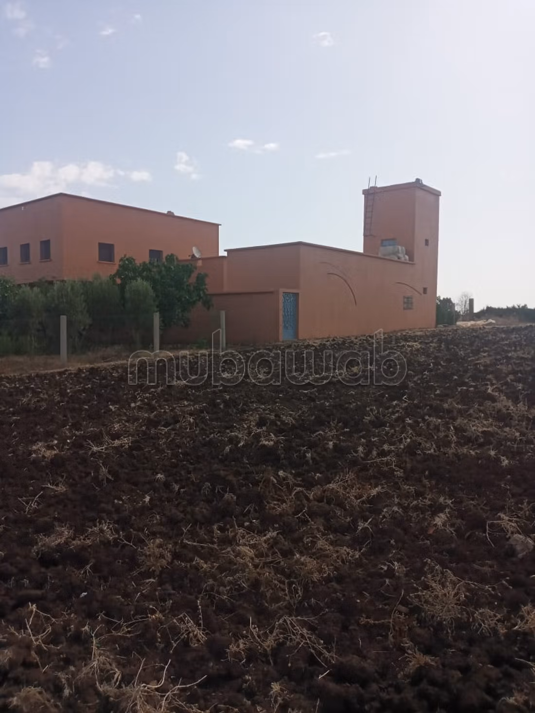 En venta: magnífica granja con terreno