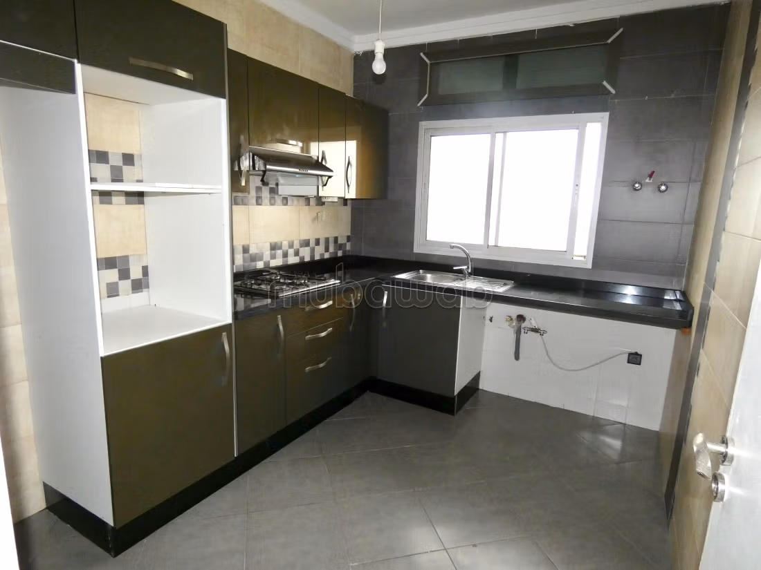 Appartement à vendre à Ain Sebaa