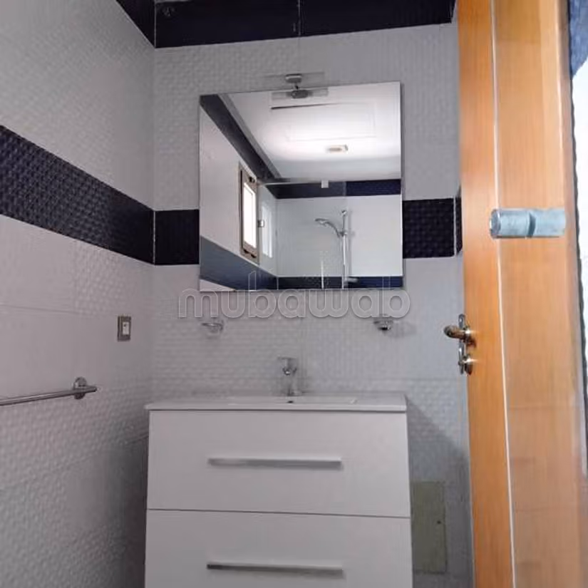 Appartamento in Affitto di 79.0 m² a Casablanca, Ospedali