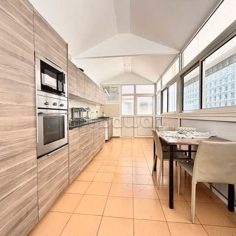 Appartamento in Vendita di 178.0 m² a Casablanca, Ospedali