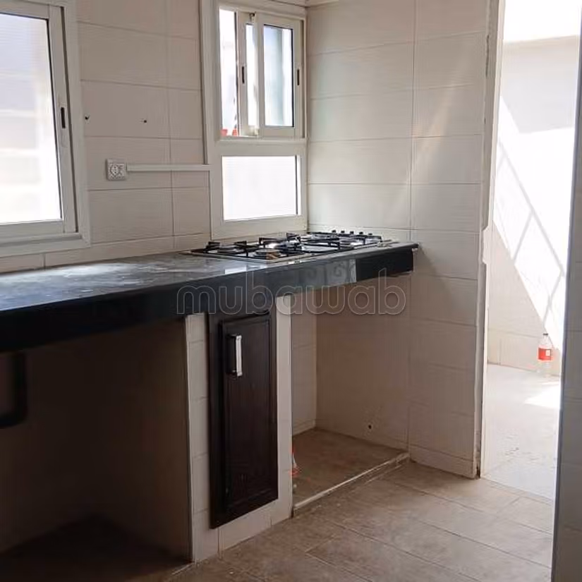 Appartement à Vendre de 92.0 m² à Témara, Hay Al Alaouyin — 2