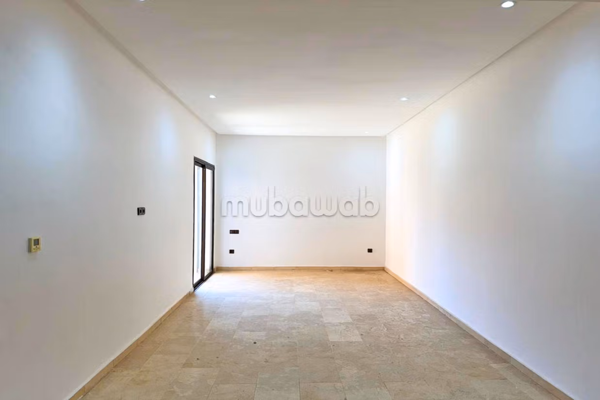 Pied à terre avec terrasse et parking, 5mn de guel — 2
