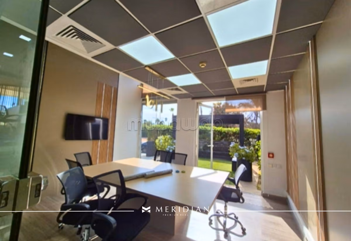 Villa professionnelle d'exception 404m² 
Par Anfa