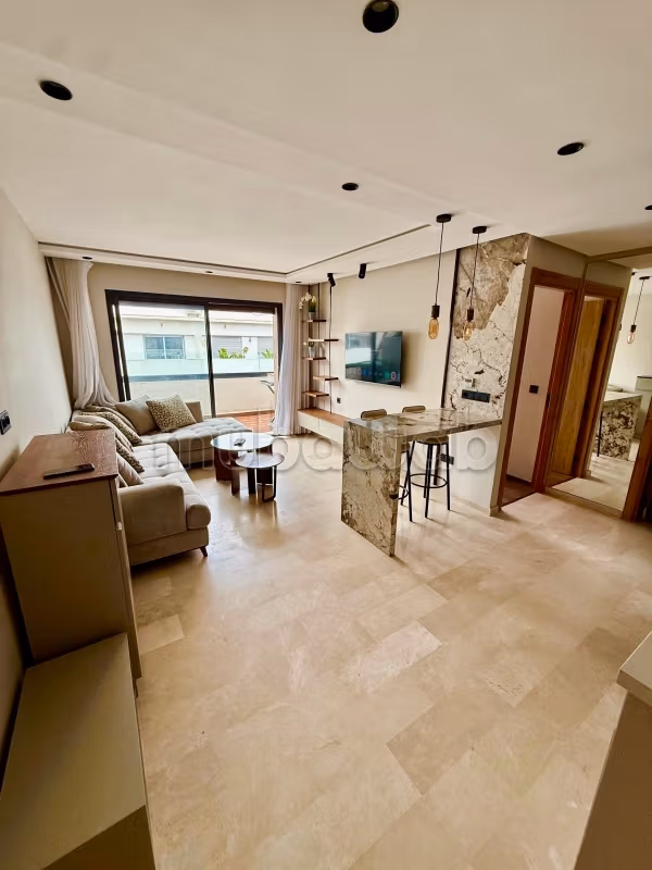 Rare studio with private terrace on the top floor