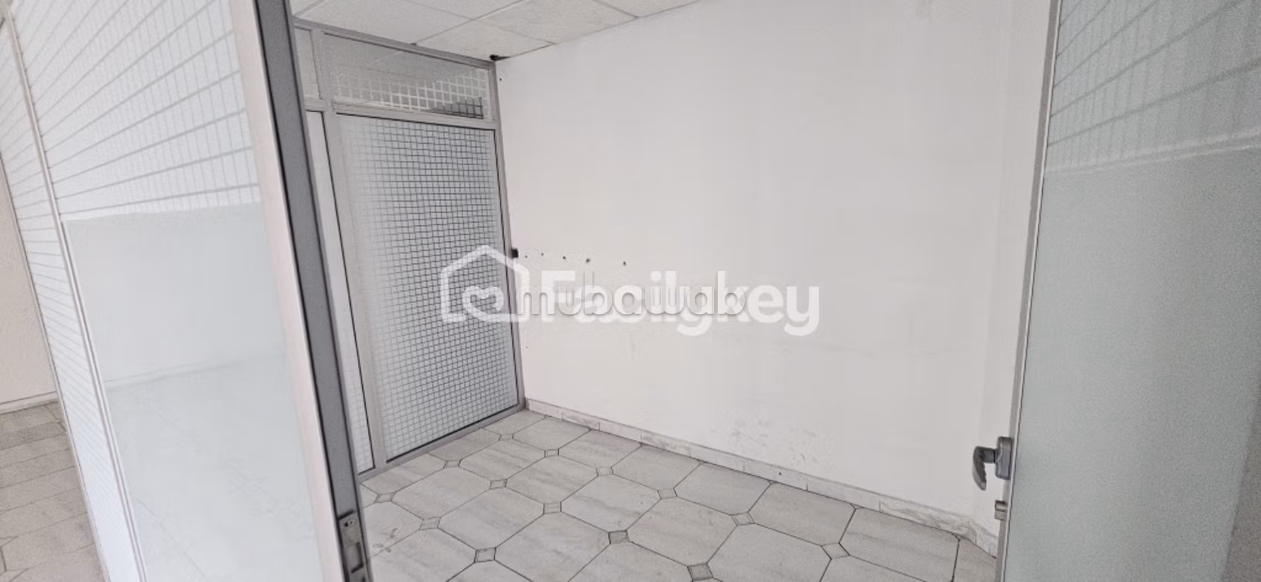 Ufficio di 122 m² a Casablanca