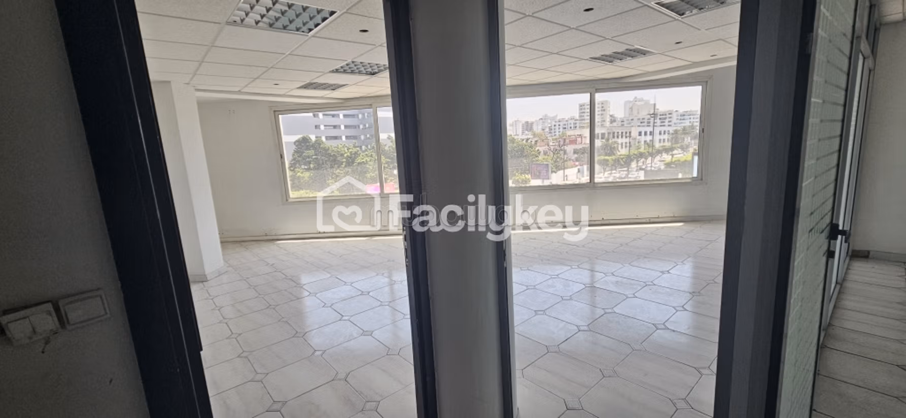 Ufficio di 122 m² a Casablanca