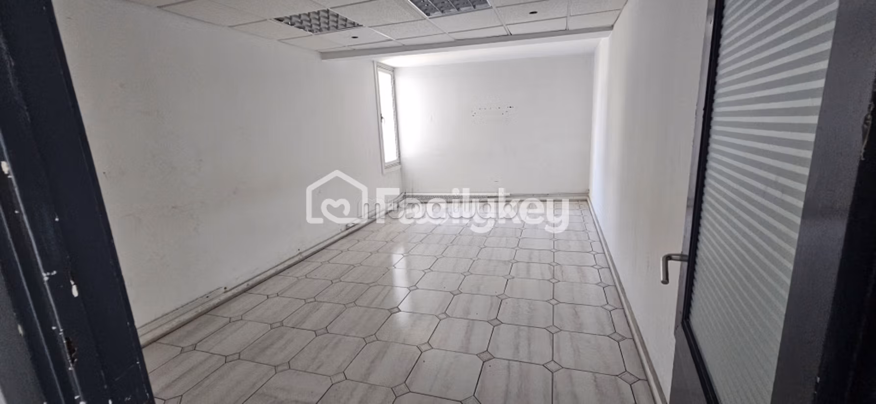 Ufficio di 122 m² a Casablanca