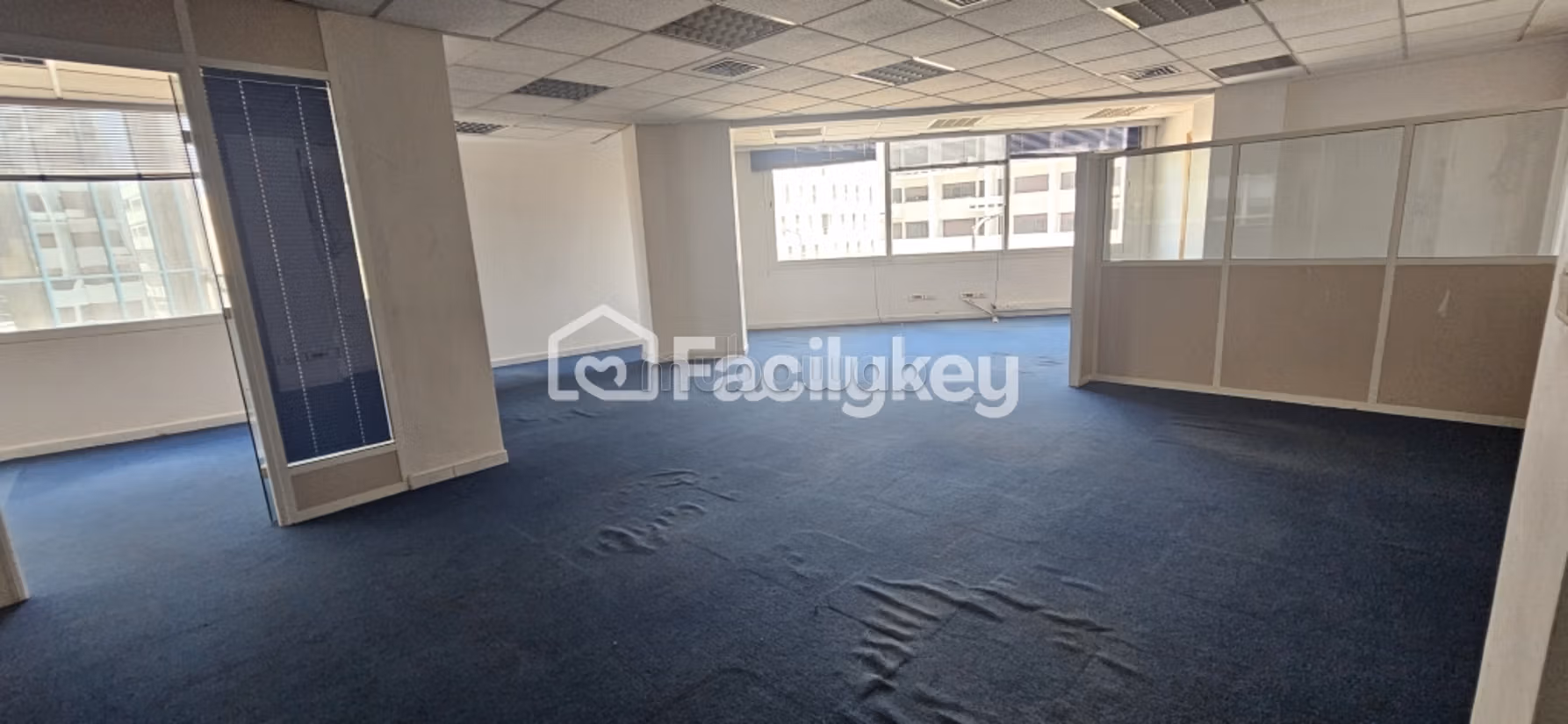 Ufficio di 109 m² a Casablanca