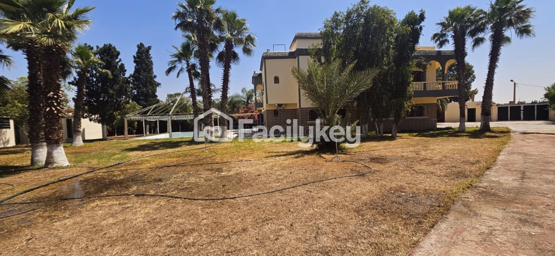 Finca de 10,332 m² en Berrechid