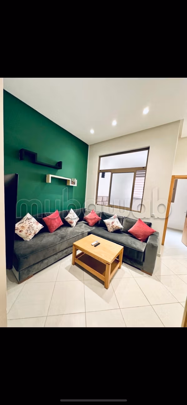 Très bel appartement en location à Hay Nahda. 1 Pièce. Bien meublé