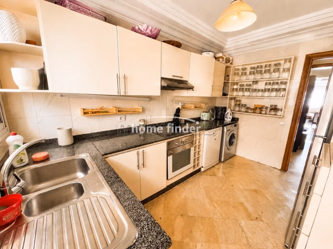 Appartement meublé à louer sur Racine 142 m² — 5
