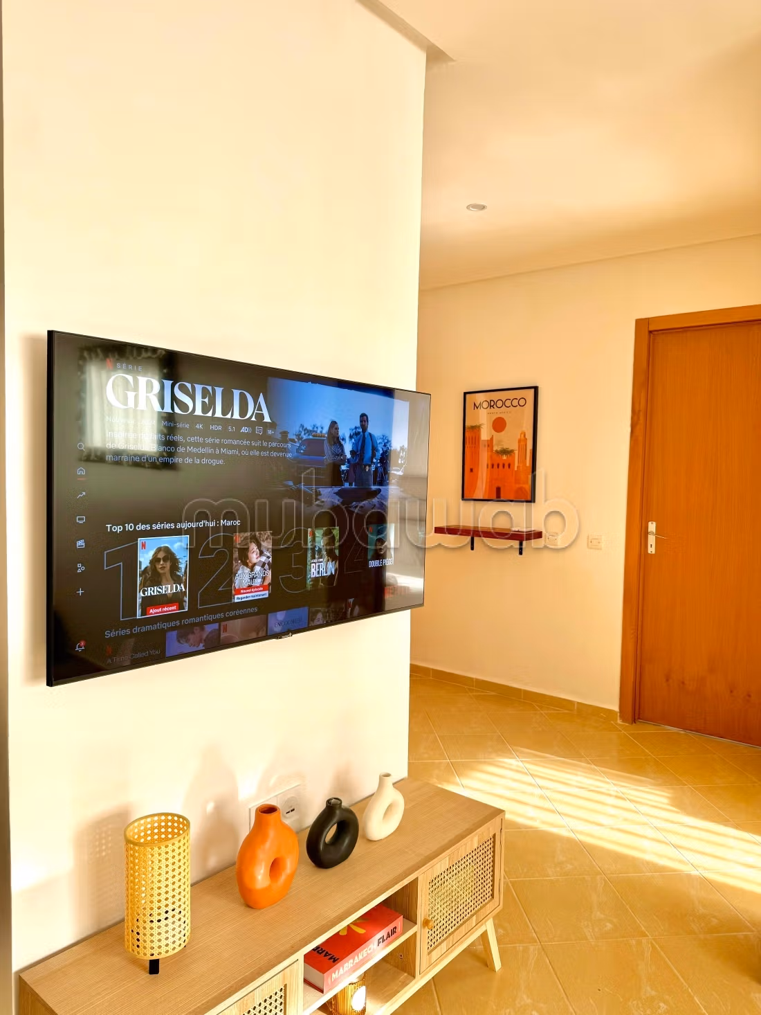 Magnifique appartement en location à Route de l'Ourika.
Superficie 70 m².
Bien meublé — 6