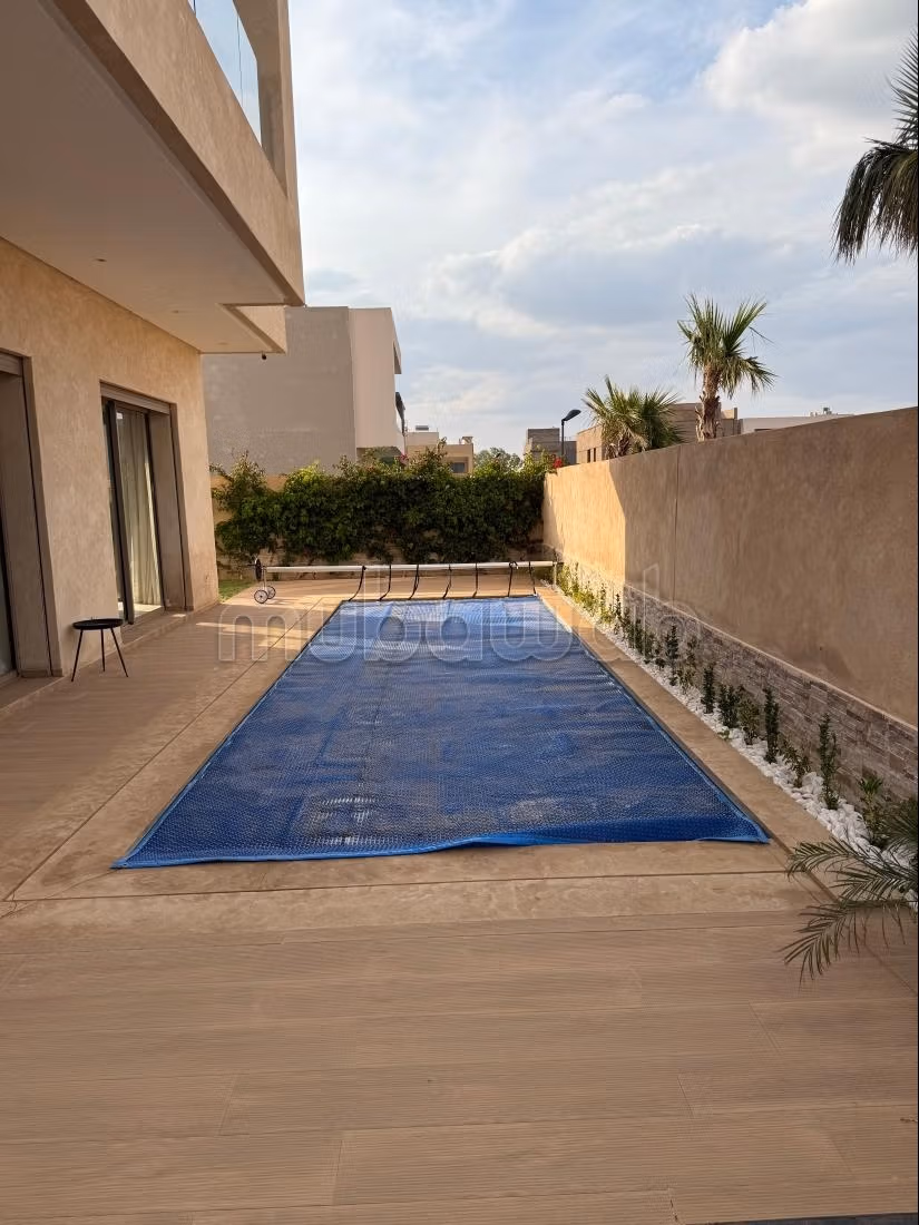 Splendida villa in vendita a Tameslohte. 5 camere confortevoli. Ben arredato