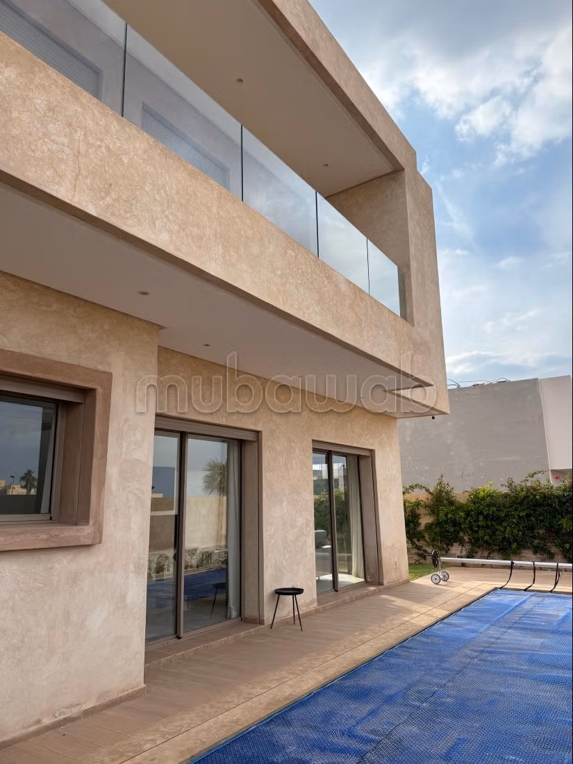 Splendida villa in vendita a Tameslohte. 5 camere confortevoli. Ben arredato