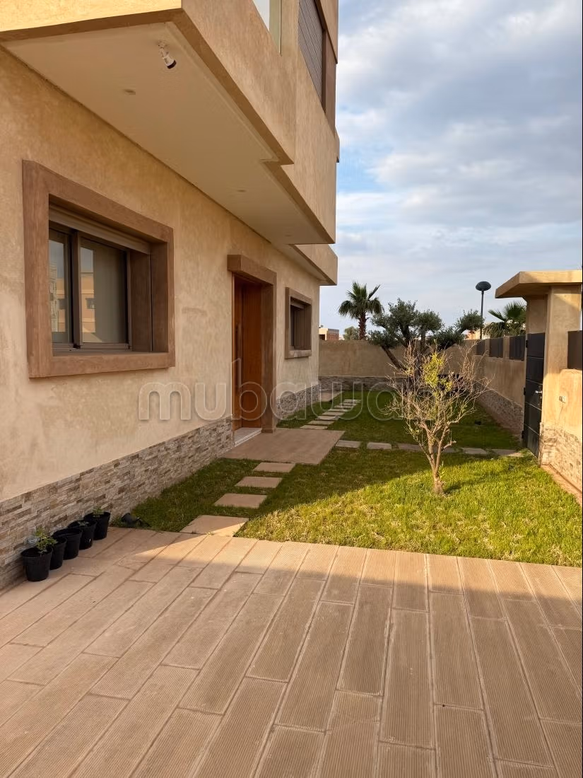 Splendida villa in vendita a Tameslohte. 5 camere confortevoli. Ben arredato
