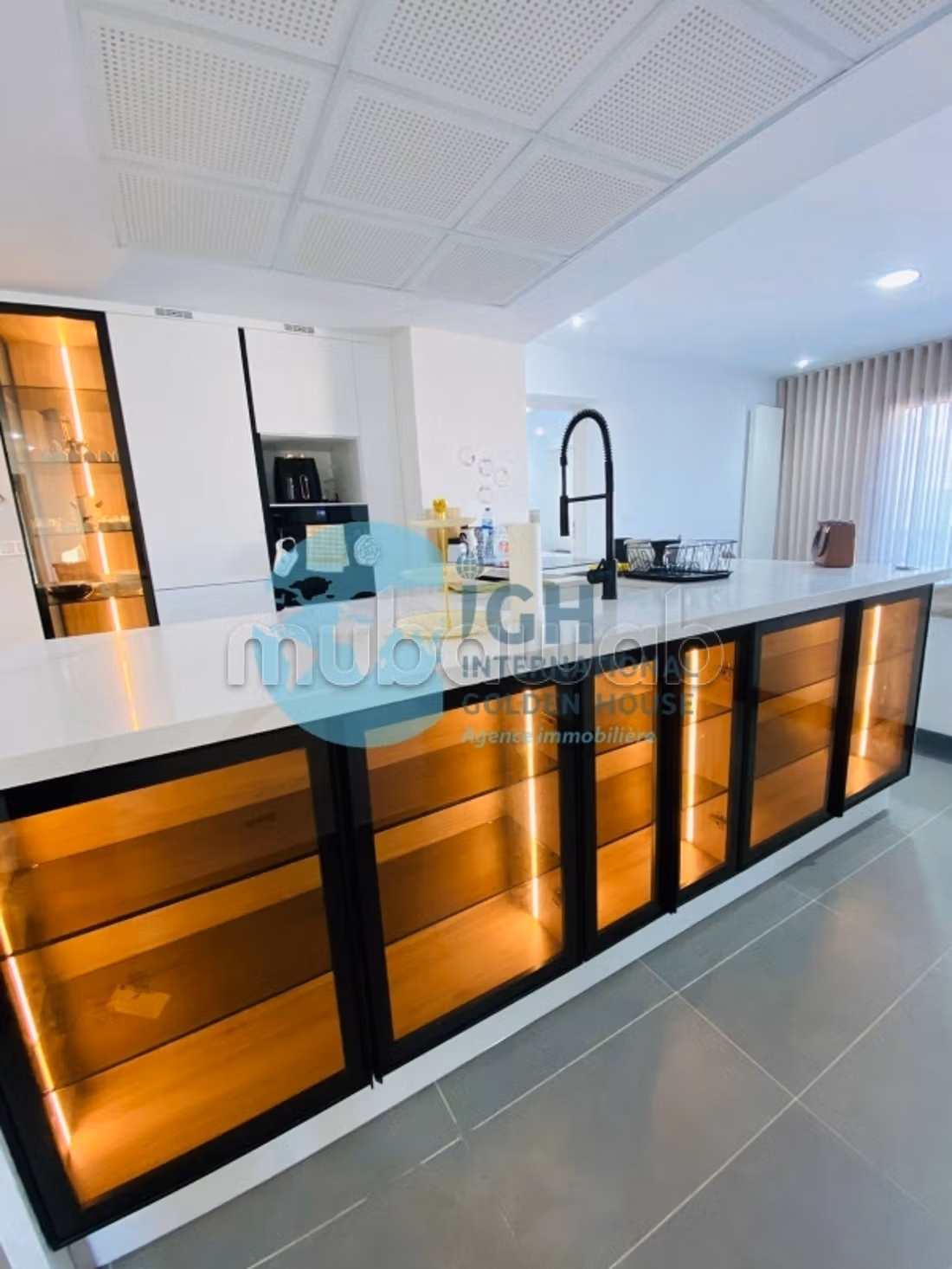 For Rent – Superb Apartment S2 Very High Standard