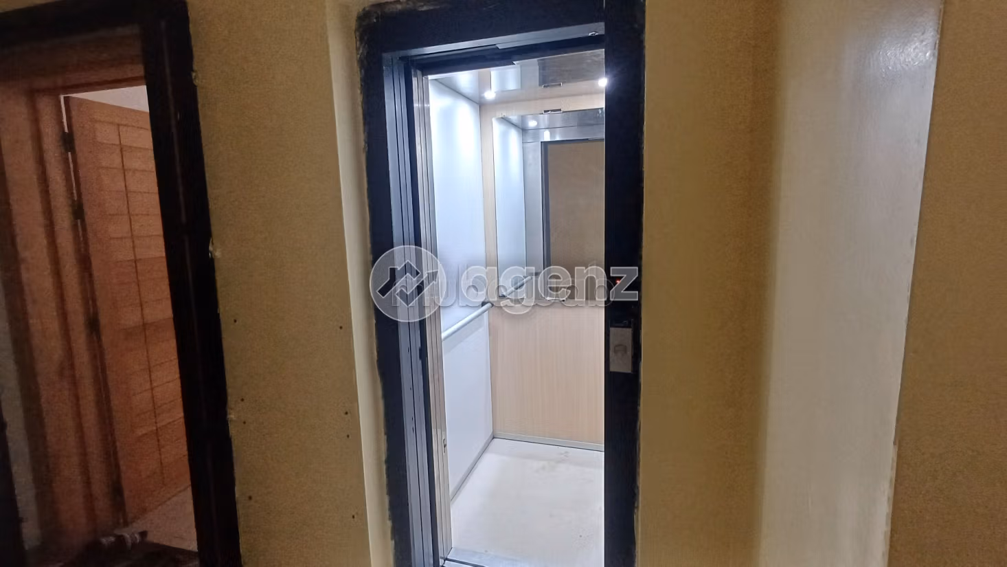 Apartment for sale 60 m², 2 bedrooms Mhamid Marrakech