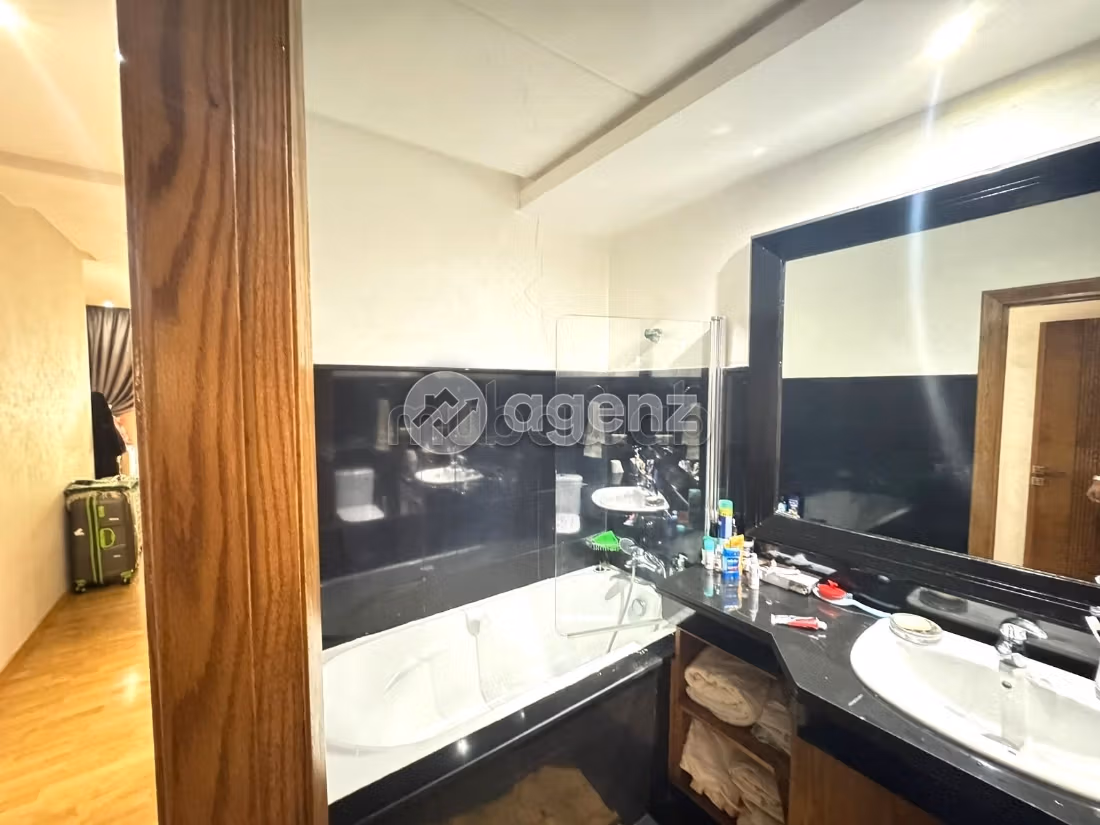Appartement à vendre 168 m², 3 chambres Les hôpitaux Casablanca