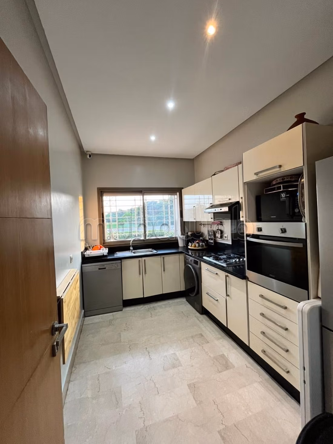 Driekamer duplex te koop
