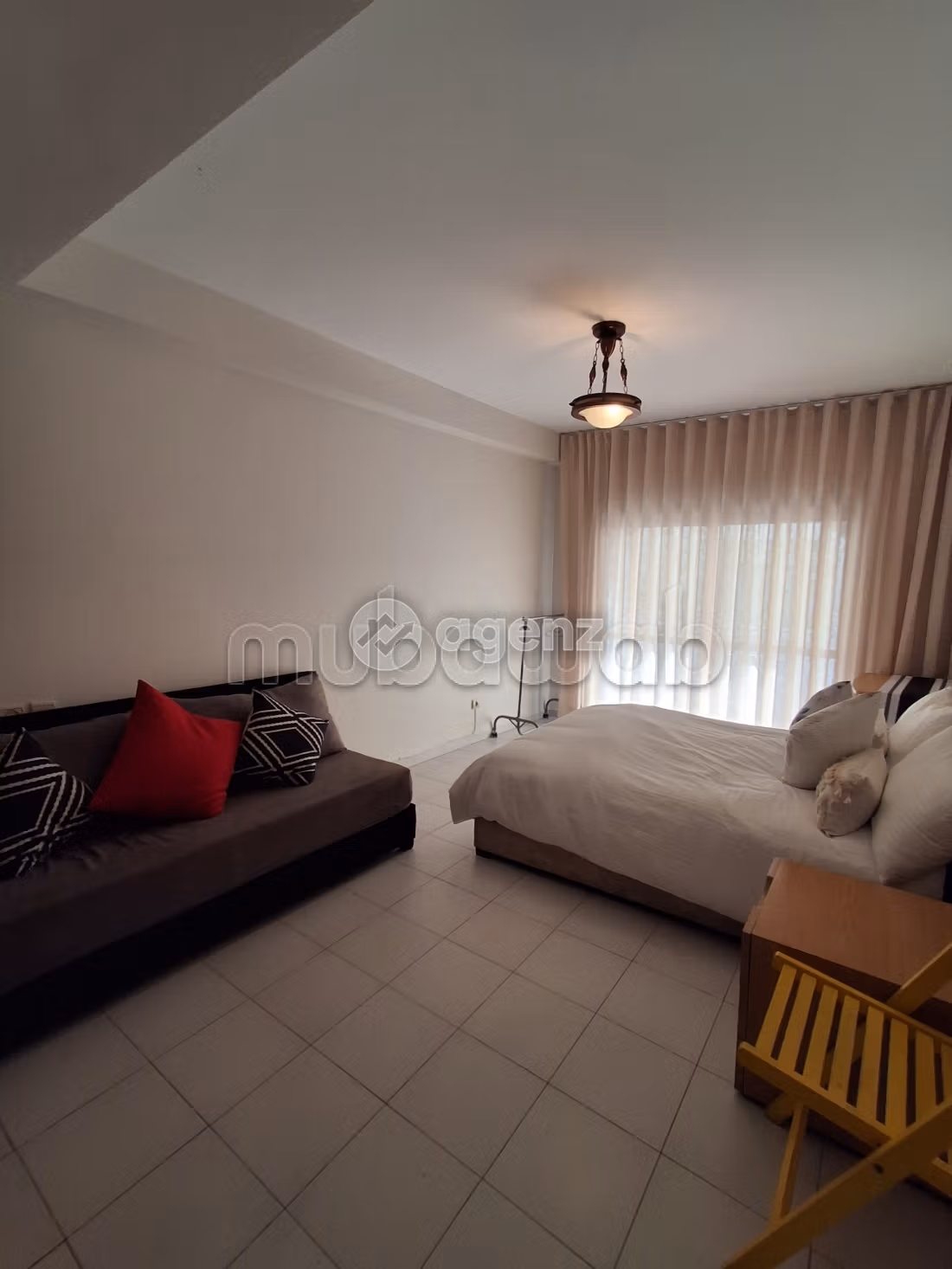 Appartement te huur 200 m², 3 slaapkamers Racine Casablanca