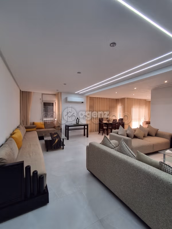 Appartement te huur 200 m², 3 slaapkamers Racine Casablanca