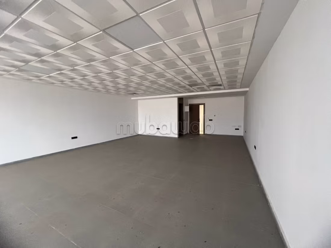 New office for rent in a luxury residence