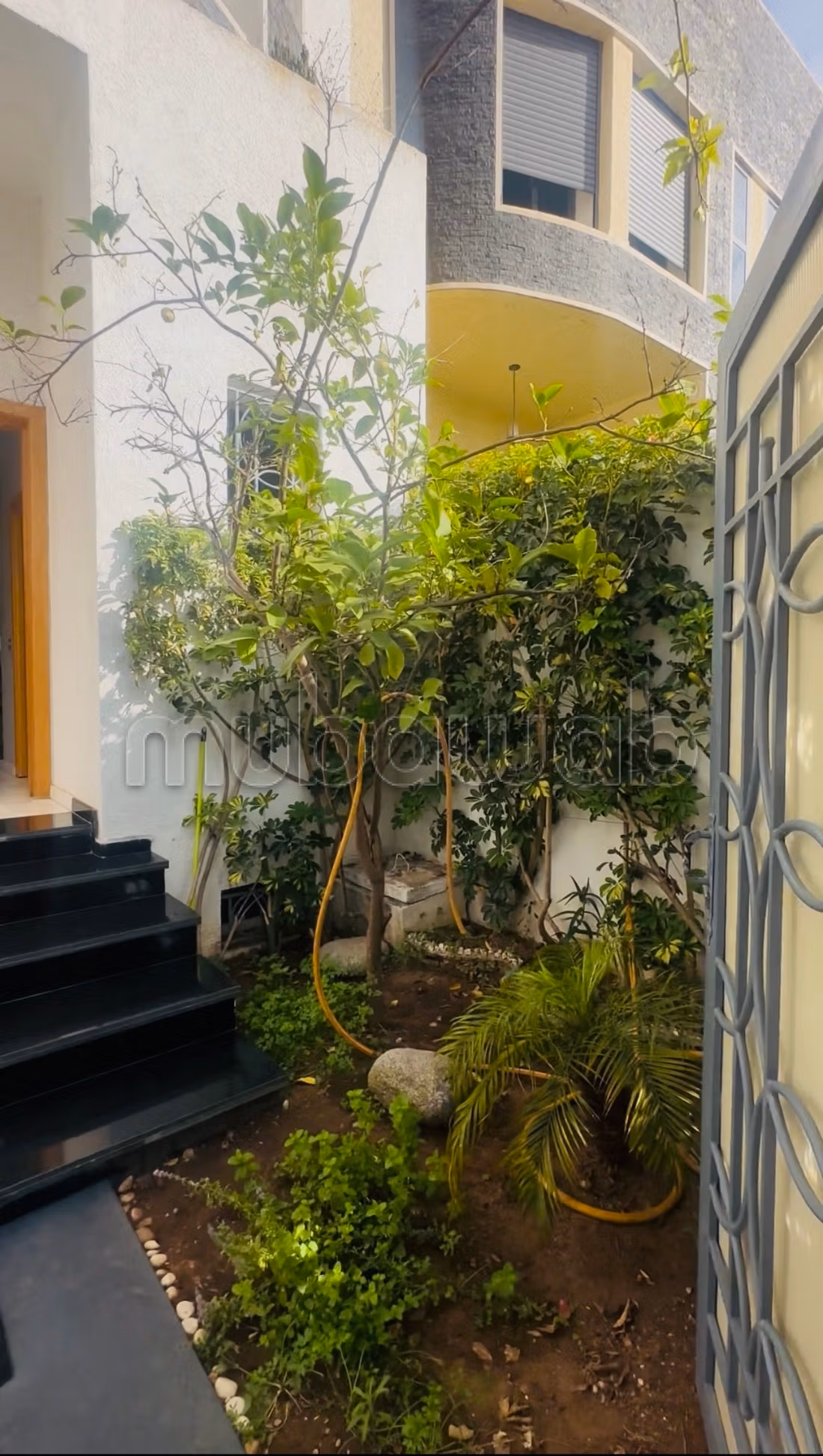 In Vendita – Magnifica Villa con Piscina a Bouskoura – 4.800.000 DH