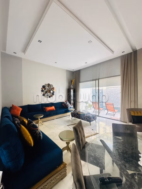 À Vendre – Magnifique Villa avec Piscine à Bouskoura – 4 800 000 DH