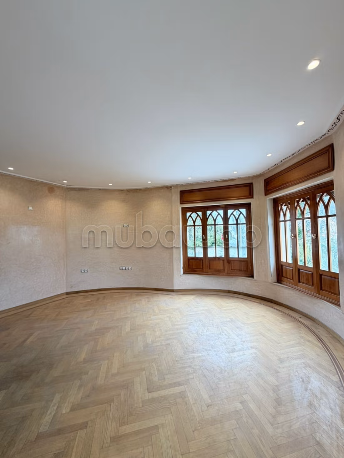 Prachtige villa te koop in Val Fleuri
