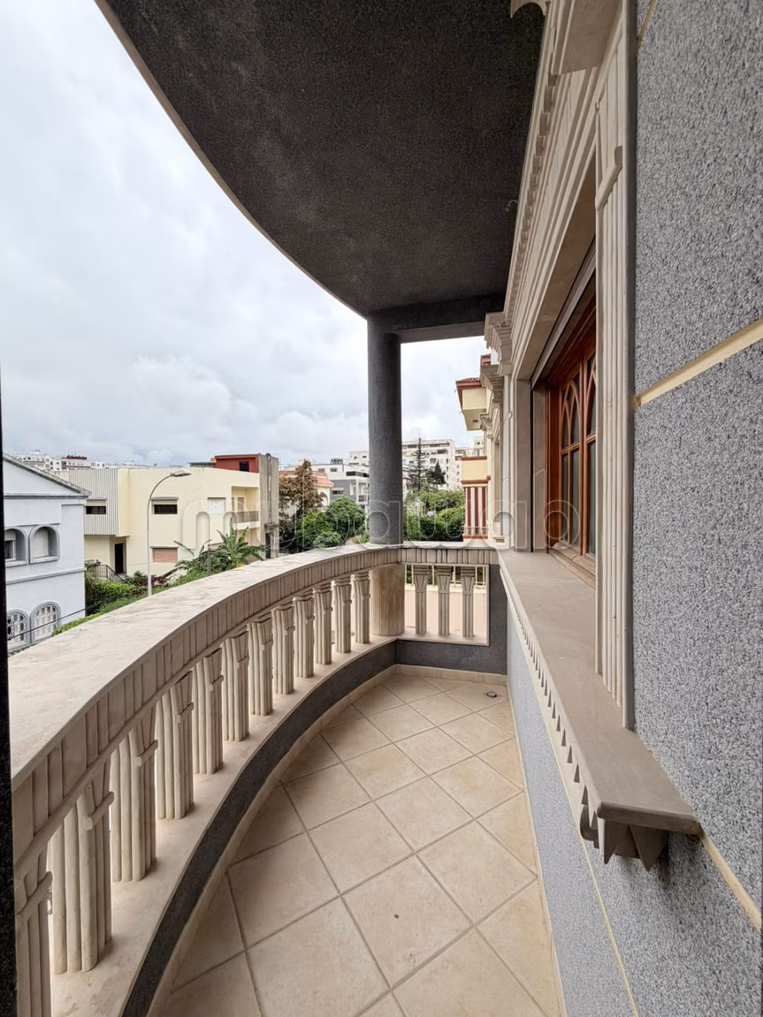 Prachtige villa te koop in Val Fleuri