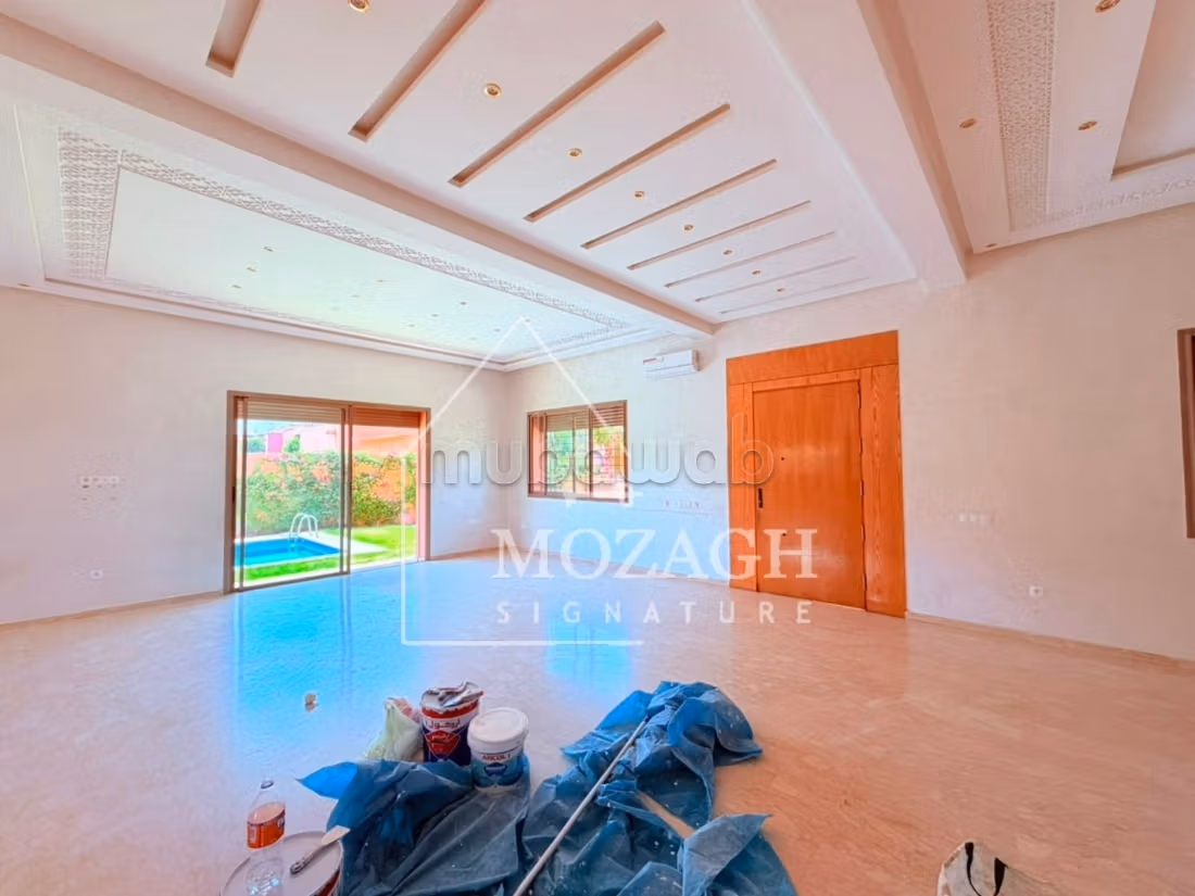 Spacious villa with private pool in Targa