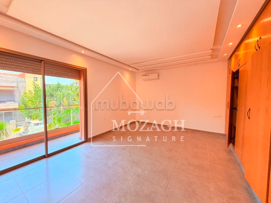 Spacious villa with private pool in Targa