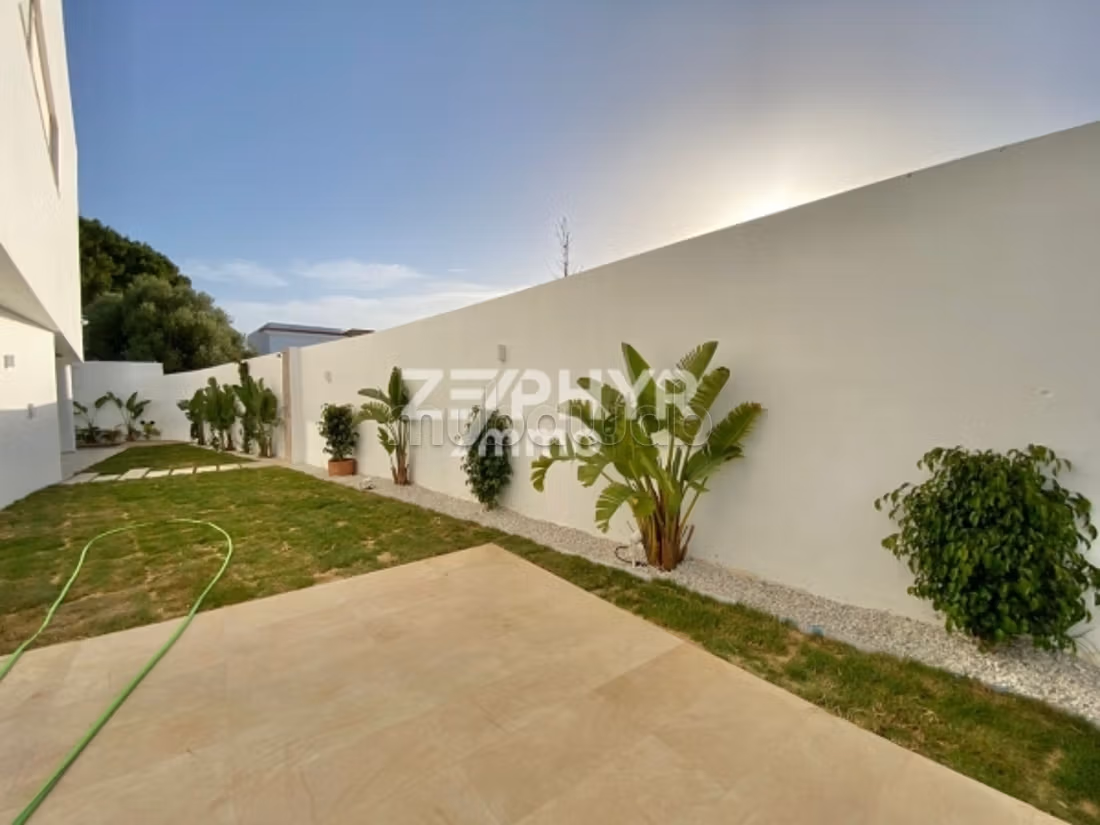 À vendre Somptueuse villa jumelée moderne à la Soukra